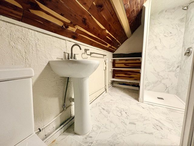 2820 N Palmer STREET E, Milwaukee, WI 53212