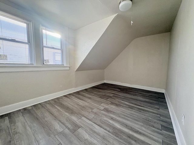 2820 N Palmer STREET E, Milwaukee, WI 53212