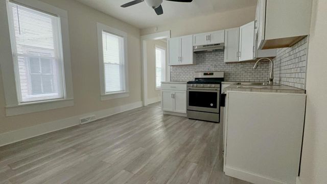 2820 N Palmer STREET E, Milwaukee, WI 53212