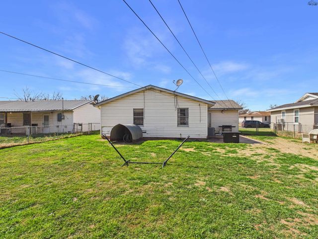1423 DEVILLE STREET, Wichita Falls, TX 76306