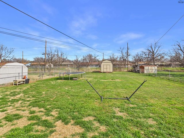 1423 DEVILLE STREET, Wichita Falls, TX 76306