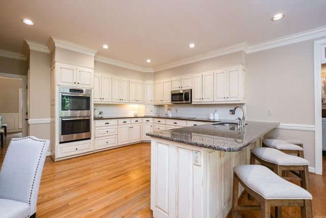 46 Alsace Court, Little Rock, AR 72223