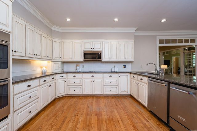 46 Alsace Court, Little Rock, AR 72223