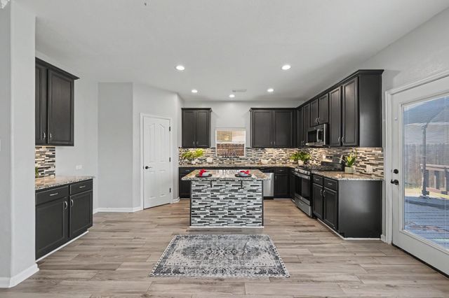 8122 Hardy Elm Street, Spring, TX 77379