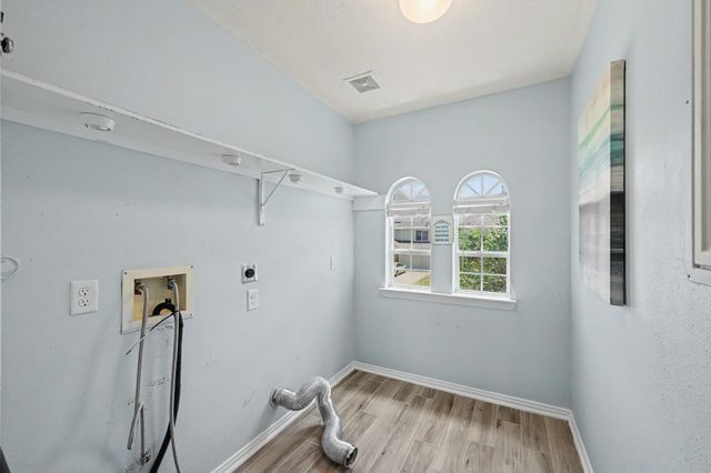 8122 Hardy Elm Street, Spring, TX 77379