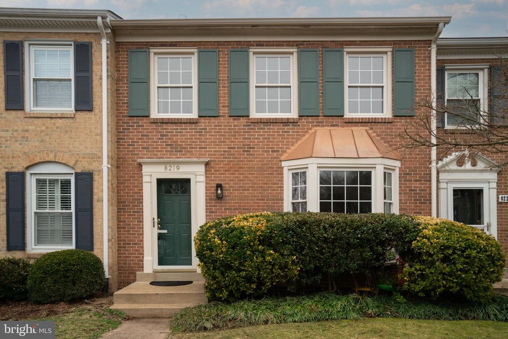 8219 DOCTOR CRAIK CT, Alexandria, VA 22306