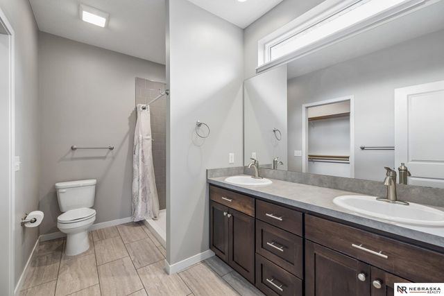 65 Vince Drive, Bennet, NE 68317