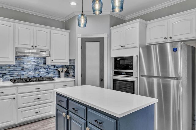 3801 Holly Ridge, Longview, TX 75605