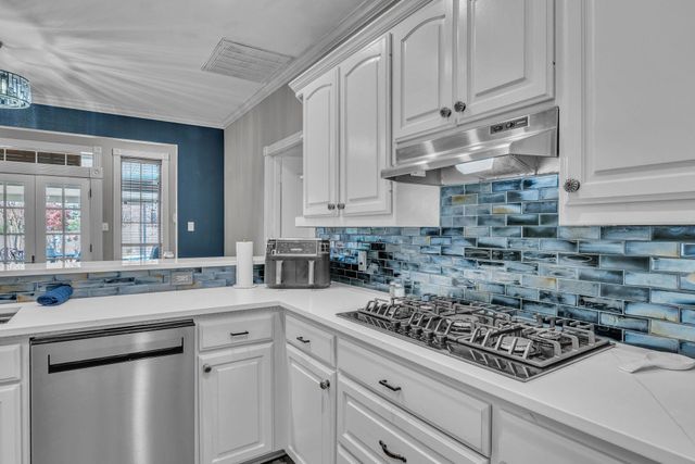 3801 Holly Ridge, Longview, TX 75605