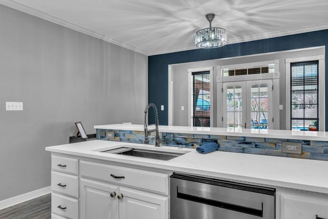 3801 Holly Ridge, Longview, TX 75605