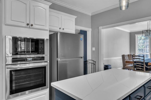 3801 Holly Ridge, Longview, TX 75605