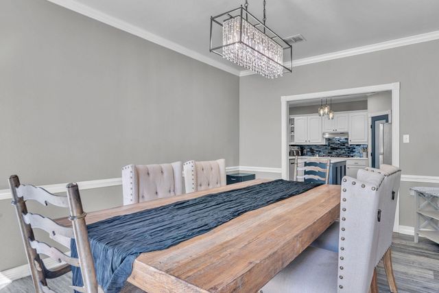 3801 Holly Ridge, Longview, TX 75605