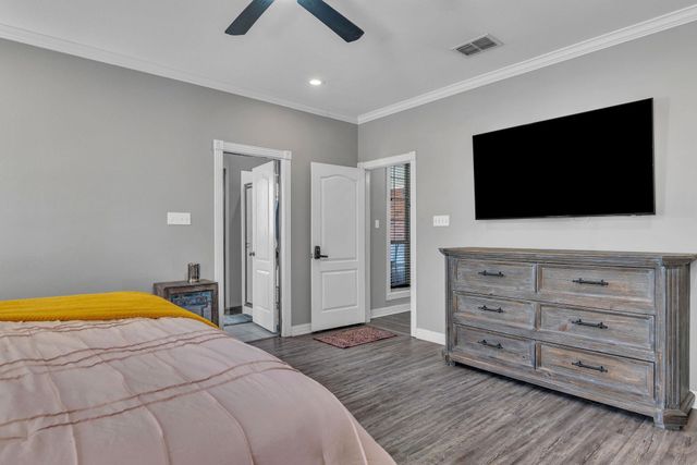 3801 Holly Ridge, Longview, TX 75605