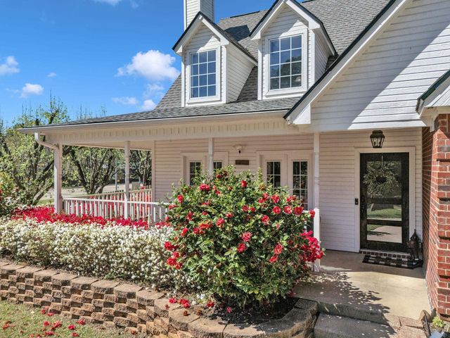 3801 Holly Ridge, Longview, TX 75605