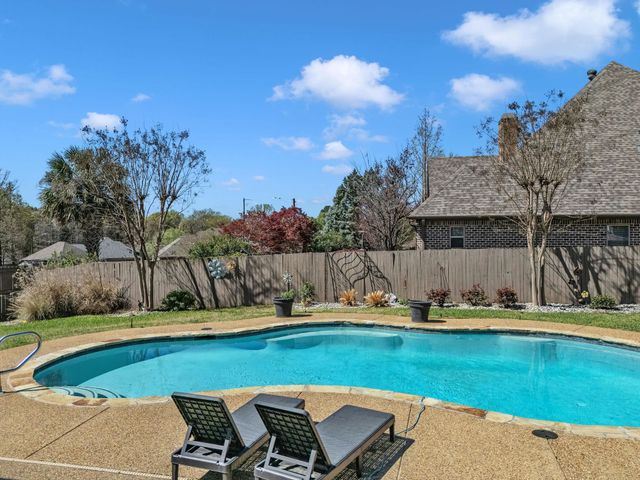 3801 Holly Ridge, Longview, TX 75605