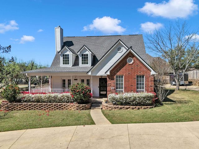 3801 Holly Ridge, Longview, TX 75605