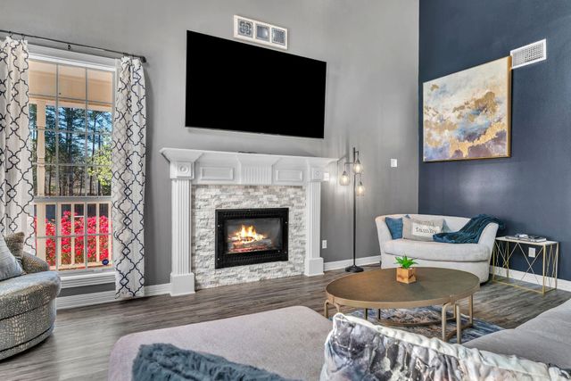 3801 Holly Ridge, Longview, TX 75605