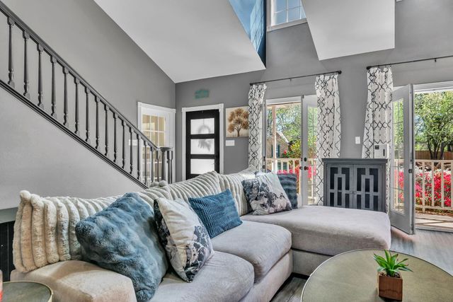 3801 Holly Ridge, Longview, TX 75605