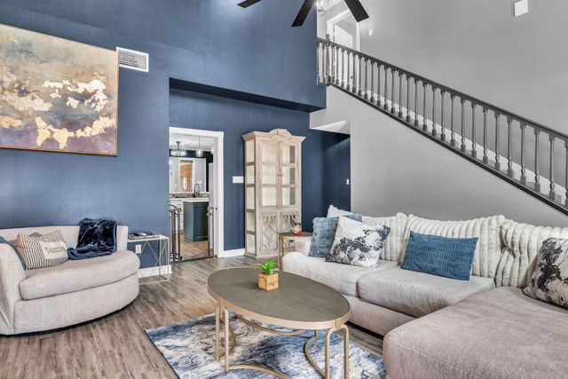 3801 Holly Ridge, Longview, TX 75605