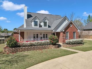 3801 Holly Ridge, Longview, TX 75605