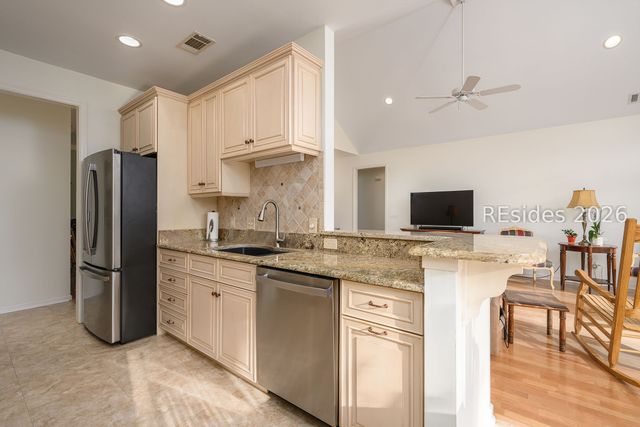 1 Coventry Ct, Bluffton, SC 29910