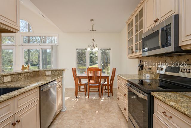 1 Coventry Ct, Bluffton, SC 29910