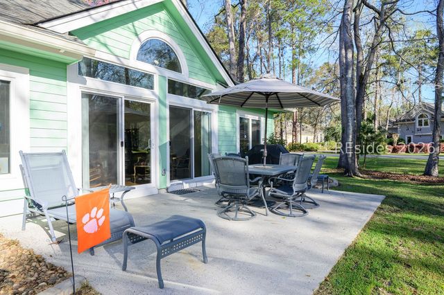 1 Coventry Ct, Bluffton, SC 29910