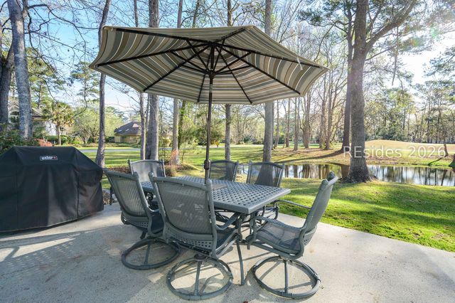 1 Coventry Ct, Bluffton, SC 29910