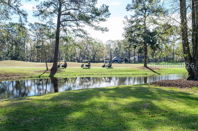 1 Coventry Ct, Bluffton, SC 29910