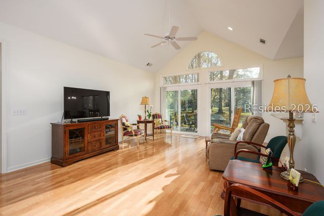 1 Coventry Ct, Bluffton, SC 29910