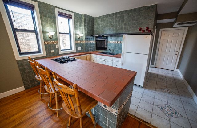 13308 Olde Western Avenue 2, Blue Island, IL 60406