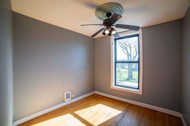 13308 Olde Western Avenue 2, Blue Island, IL 60406
