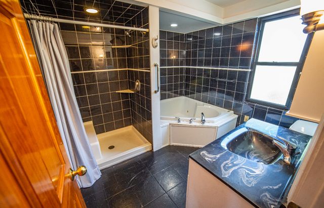 13308 Olde Western Avenue 2, Blue Island, IL 60406