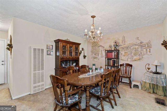 2880 Sherwood Road SE, Smyrna, GA 30082