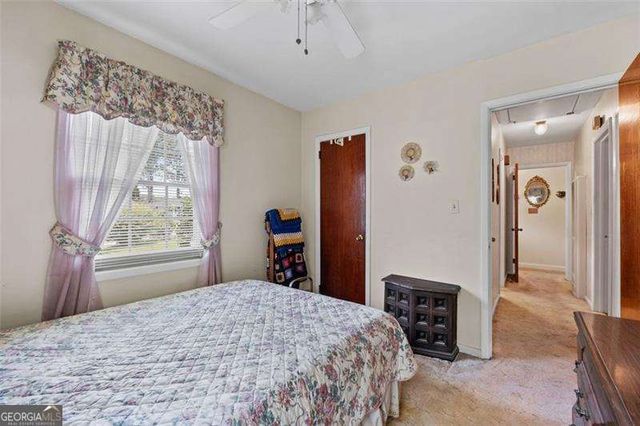 2880 Sherwood Road SE, Smyrna, GA 30082