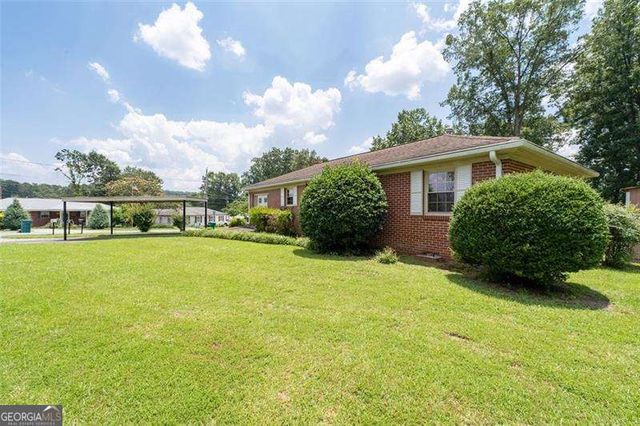 2880 Sherwood Road SE, Smyrna, GA 30082