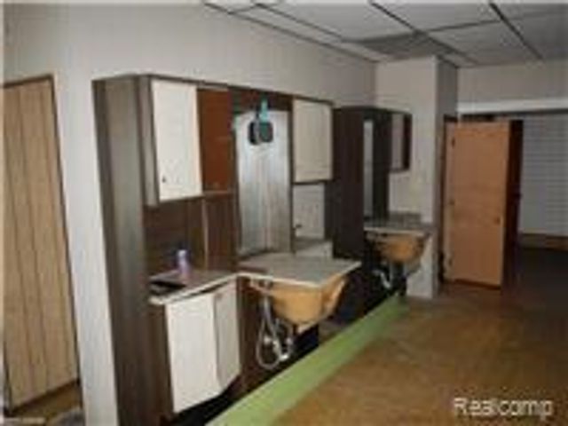 837 Griswold Street, Port Huron, MI 48060