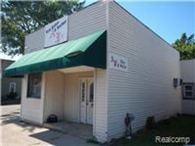 837 Griswold Street, Port Huron, MI 48060