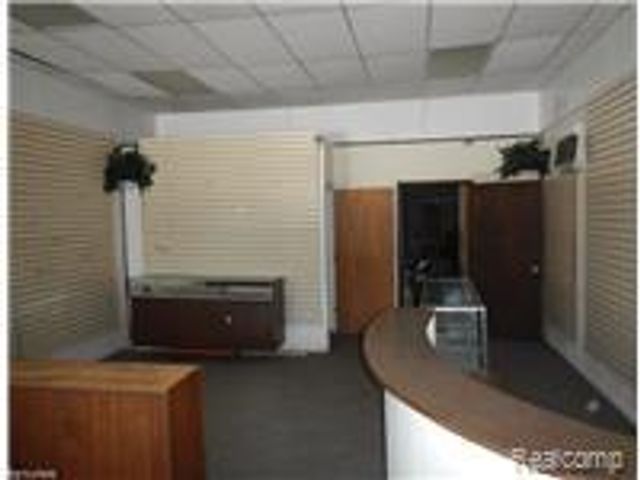 837 Griswold Street, Port Huron, MI 48060