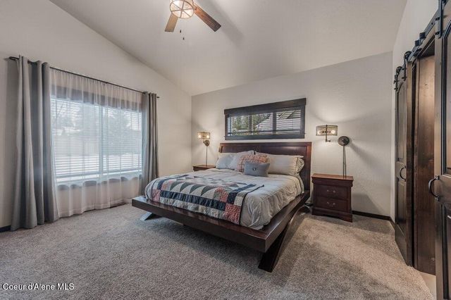 1055 E Maroon Creek DR, Hayden, ID 83835