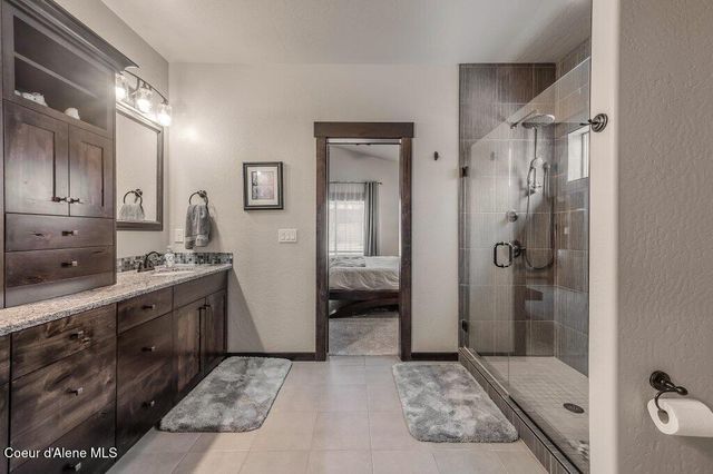 1055 E Maroon Creek DR, Hayden, ID 83835