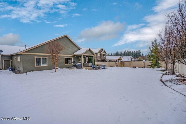 1055 E Maroon Creek DR, Hayden, ID 83835