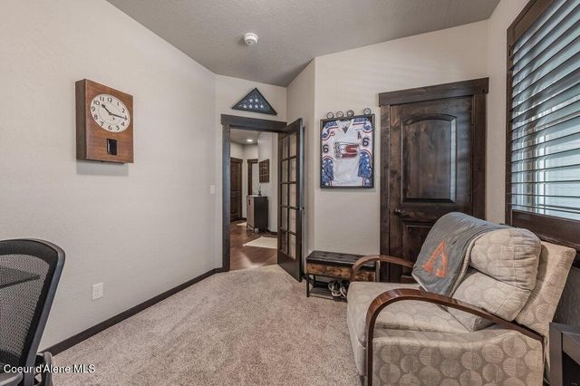 1055 E Maroon Creek DR, Hayden, ID 83835