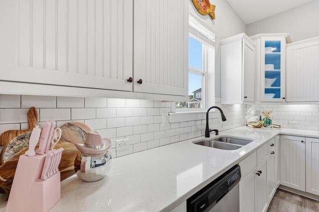 136 Callibluff Drive, Summerville, SC 29486