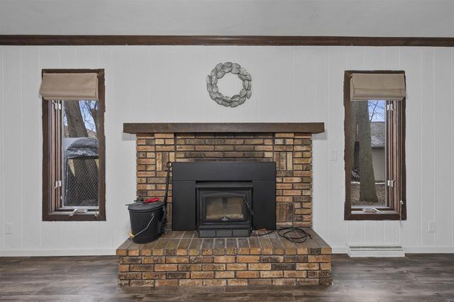 313 Sunset Road, Columbus, WI 53925