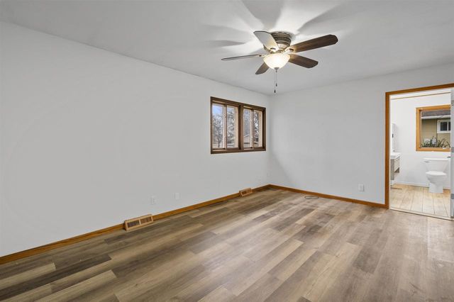 313 Sunset Road, Columbus, WI 53925