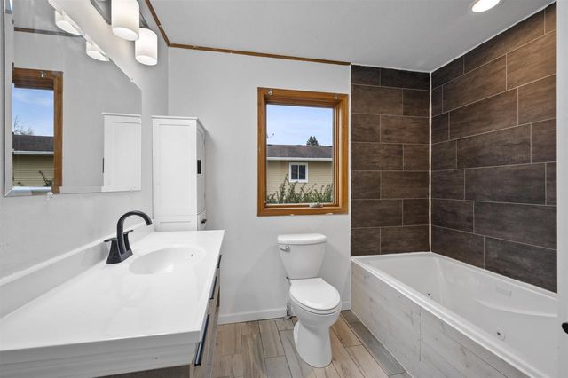 313 Sunset Road, Columbus, WI 53925