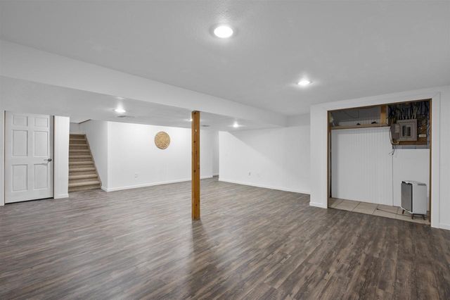 313 Sunset Road, Columbus, WI 53925