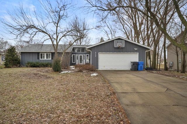 313 Sunset Road, Columbus, WI 53925