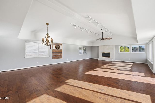 2207 Terra Bella Lane, Camarillo, CA 93012